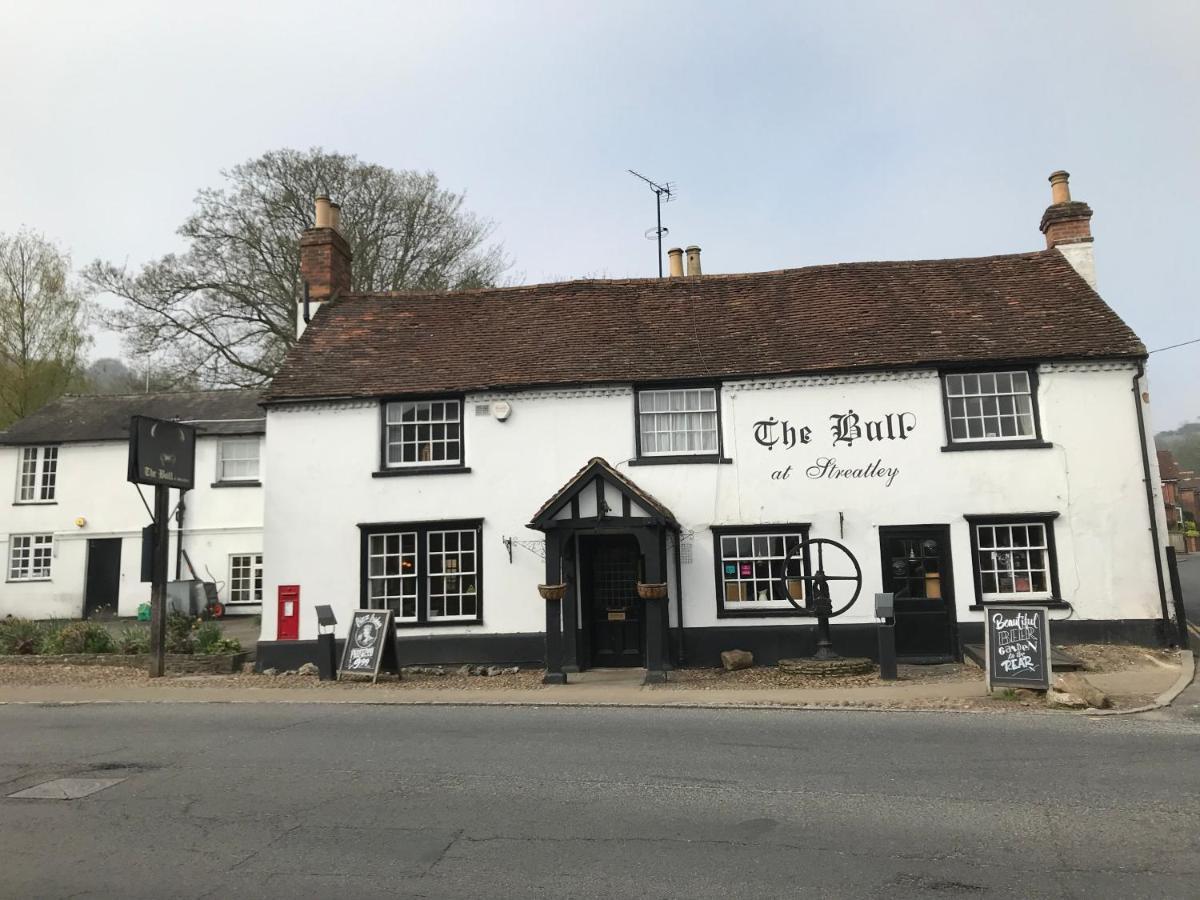 Bull Inn Reading Esterno foto